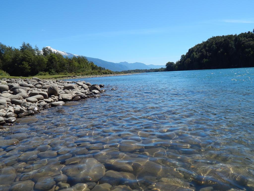 Cabanas Nutrias Patagonicas Puelo River Exterior foto