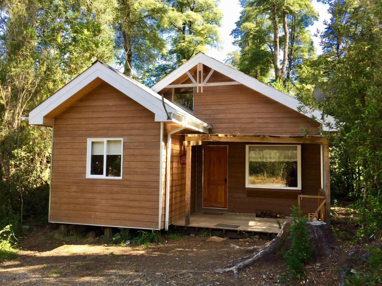 Cabanas Nutrias Patagonicas Puelo River Exterior foto